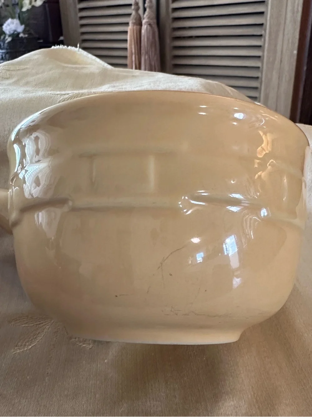 Longaberger Woven Traditions Stoneware Chili / Soup / Chowder Bowl w/ Handle.